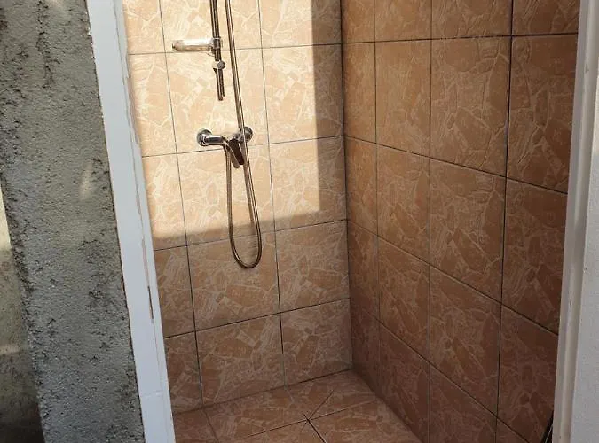 Hotel Le Tipi De Mercone Corte (Corsica)