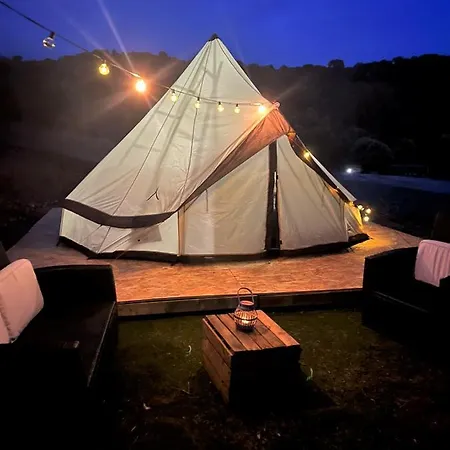 Le Tipi De Mercone * Corte (Corsica)