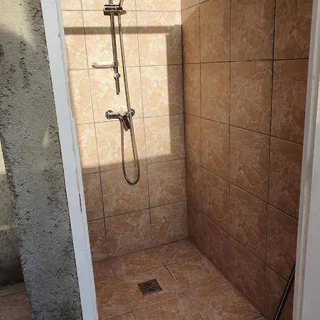 Hotel Le Tipi De Mercone Corte (Corsica)